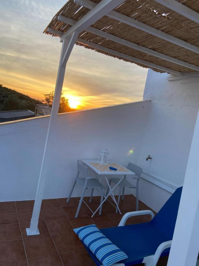 "Oliveiras" Appartement Typique Avec Terrasse Et Piscine Loule Exterior photo